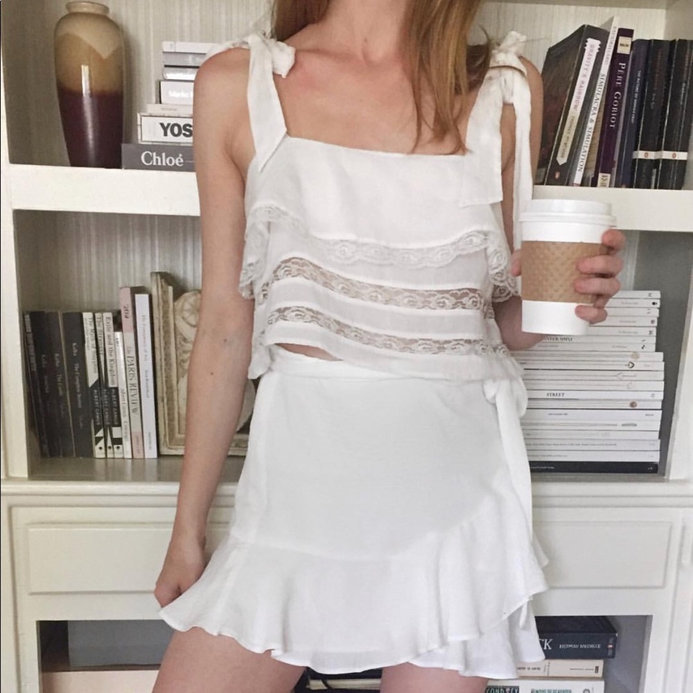 Reformation Gwendalyn white lace crop top